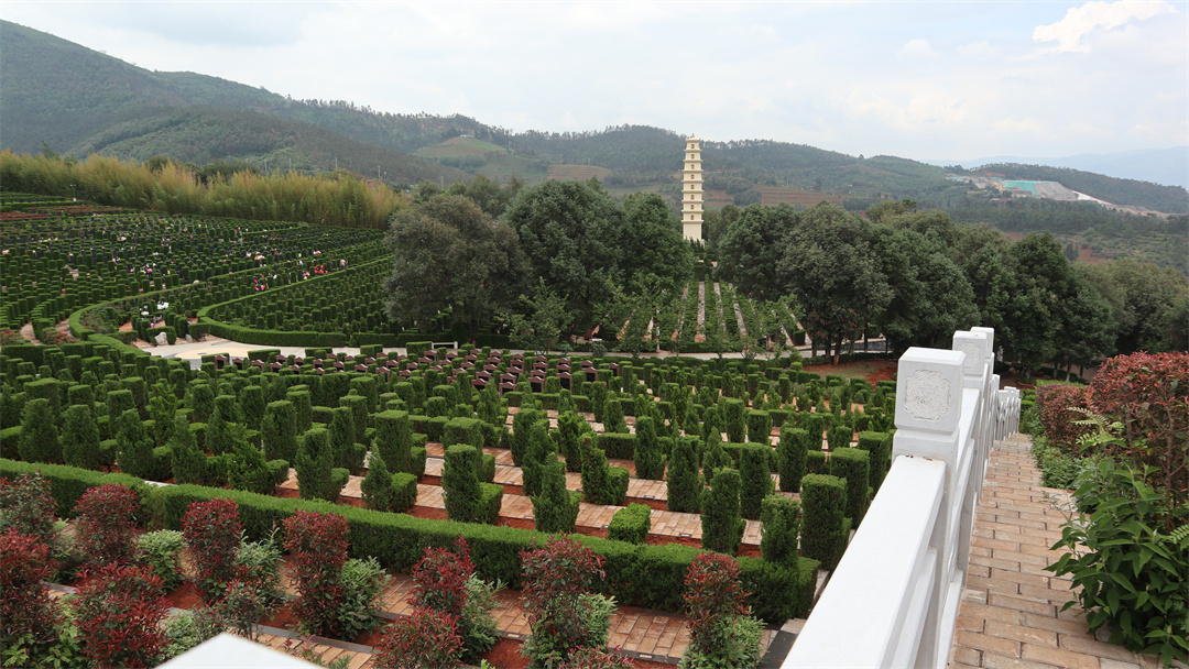 宝象山公墓园区